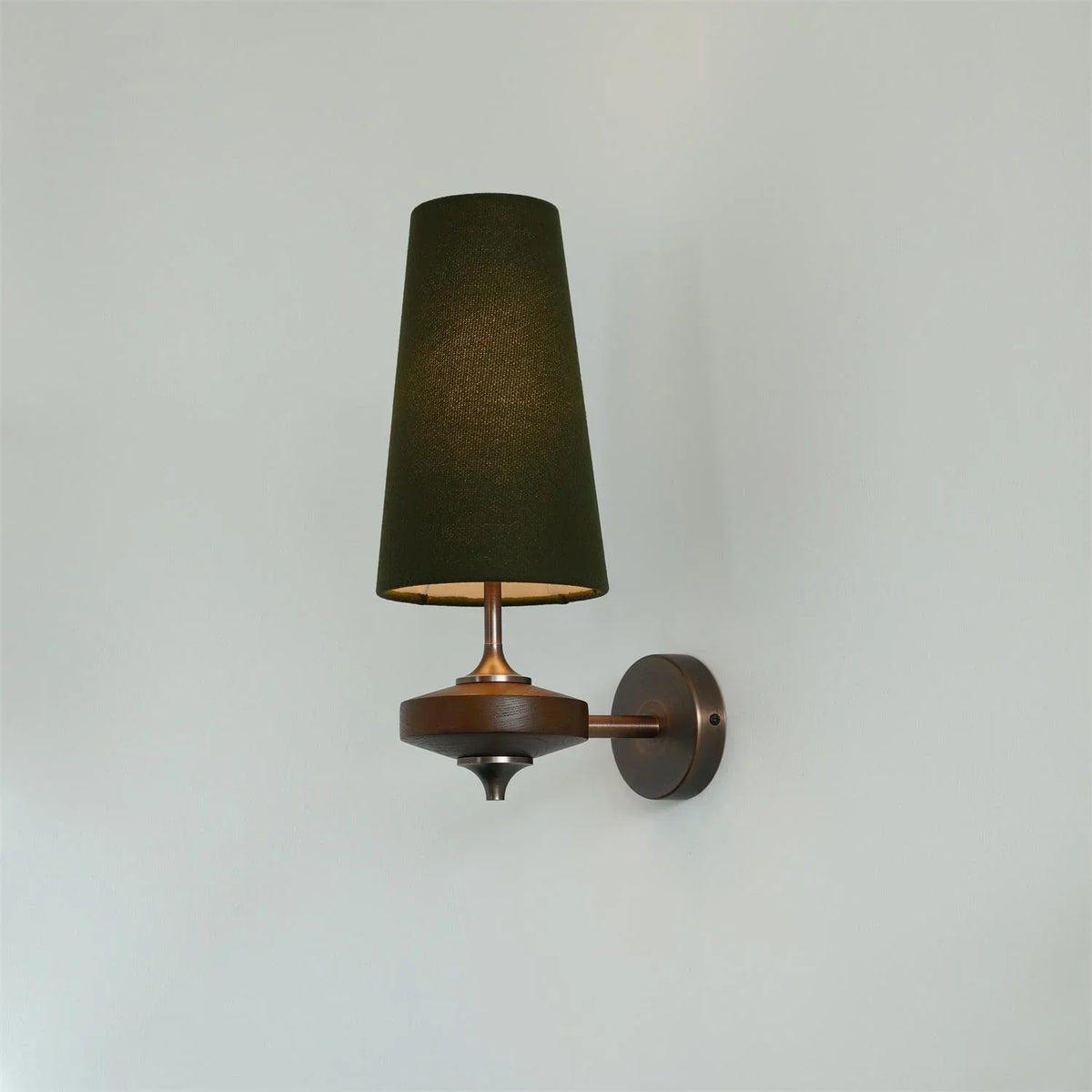 H39 Hour Rho Wall Lamp