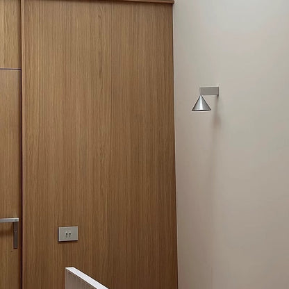Apollo10|12 Alloy Sconce