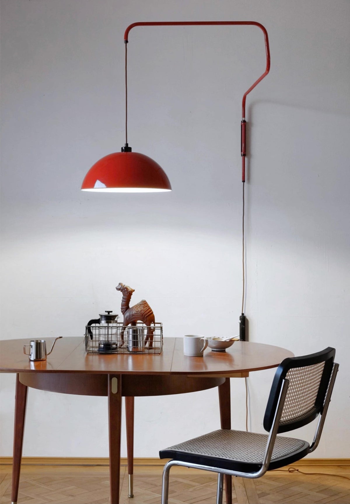 D40 Industrial Pivot Swing Arm Wall Lamp