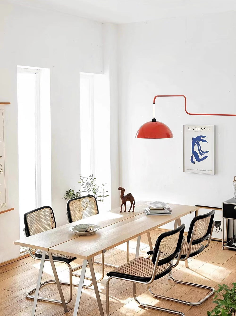 D40 Industrial Pivot Swing Arm Wall Lamp