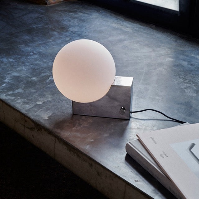 Image of SY2 Glass Orb Table Lamp | Sconce