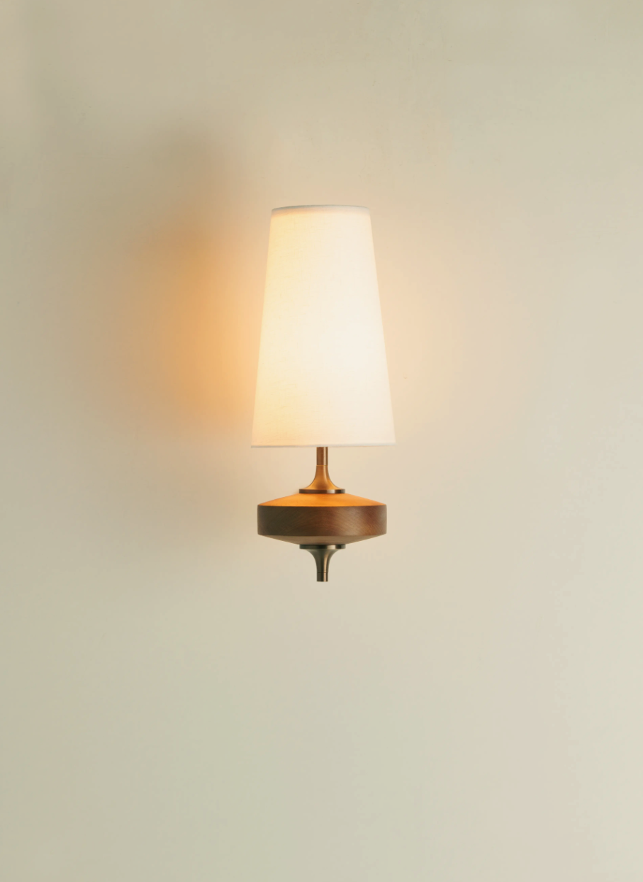 H39 Hour Rho Wall Lamp