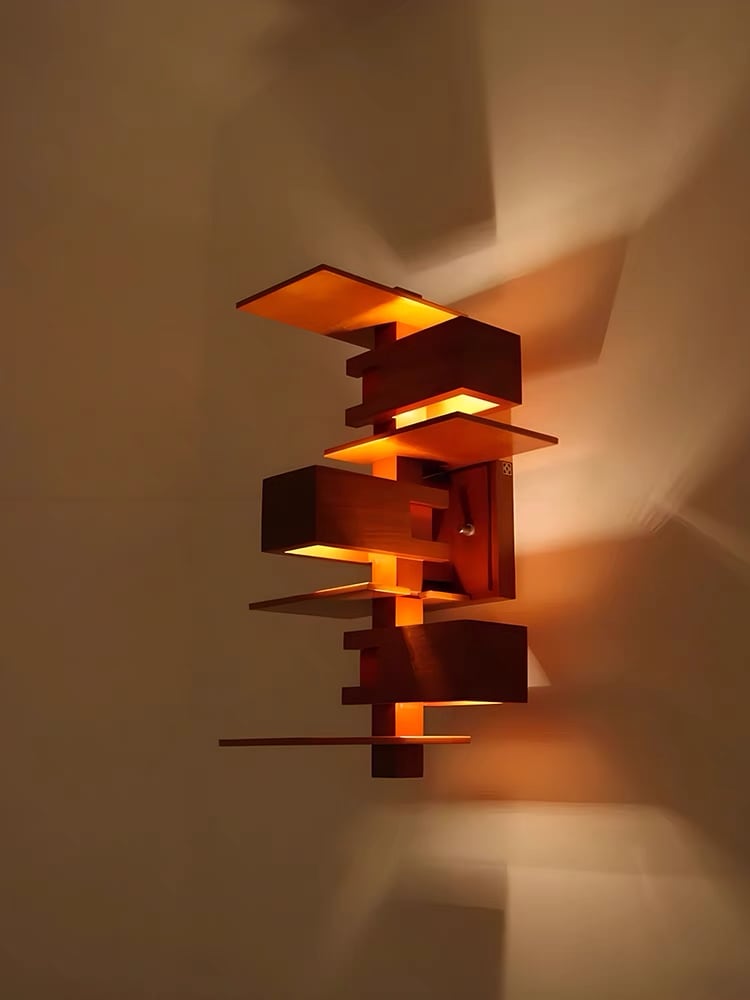 Image of Taliesin Oak Wall Lamp