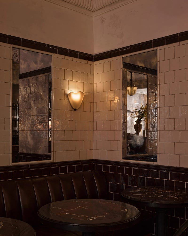 Image of W28 Vera Glass Sconce