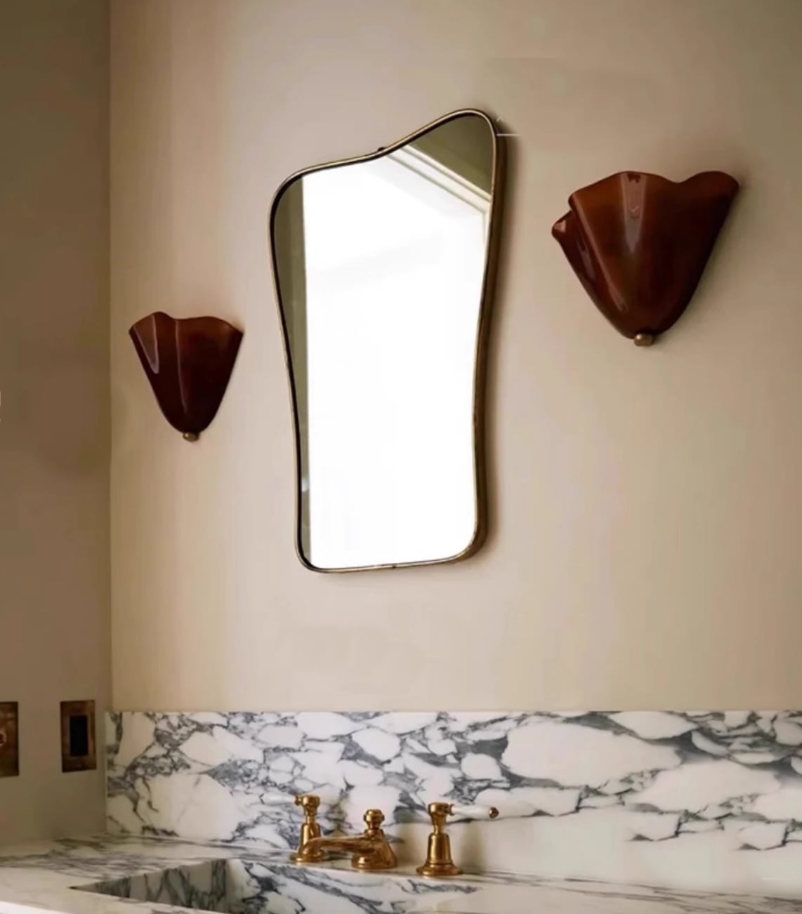 Image of W28 Vera Glass Sconce