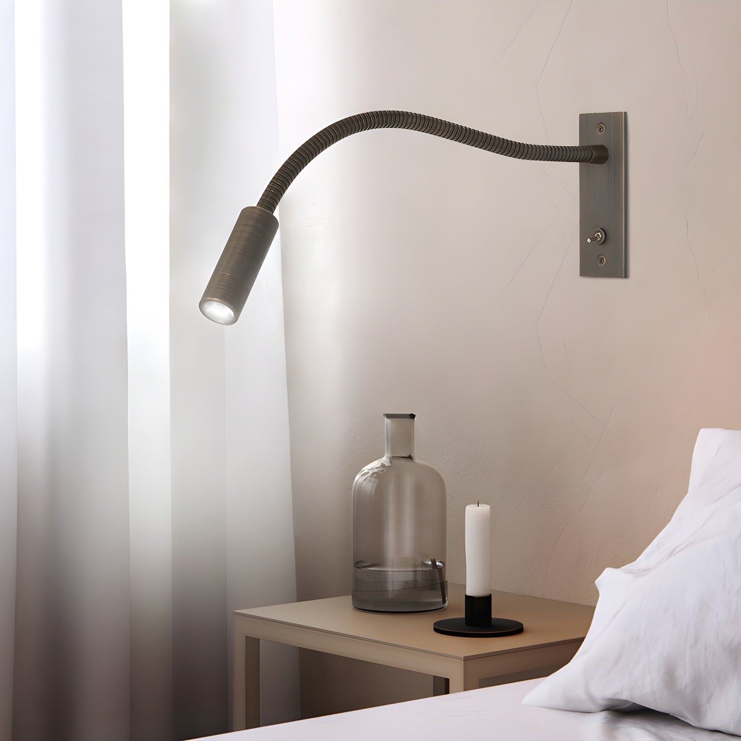 Adjustable Gooseneck LED Reading Light / W 13.8″ x H 4.7″ / Sand Nickel / Warm Light