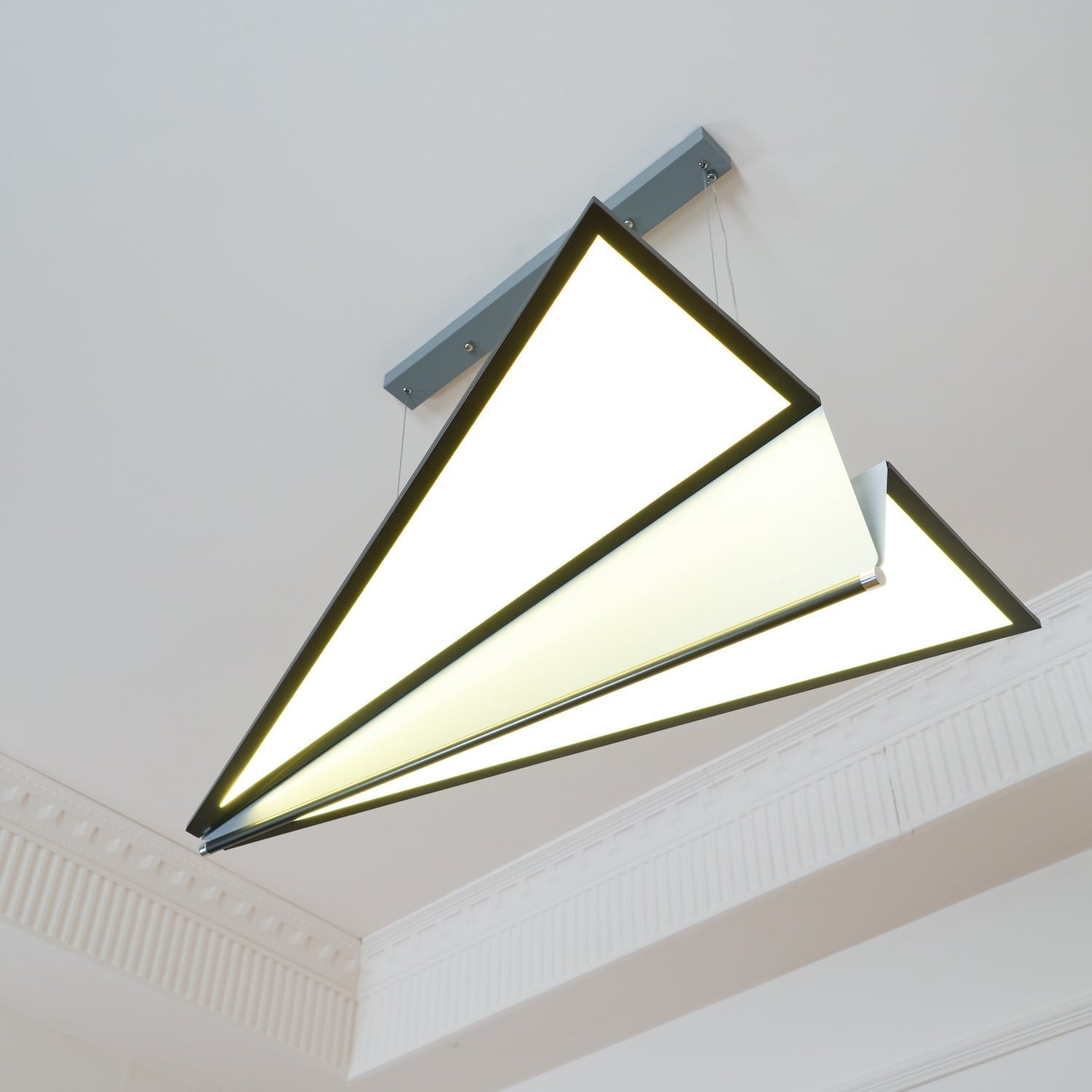Aerodynamic Aircraft LED Pendant