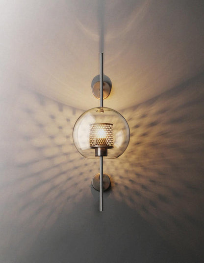 Chiswick Sculptural Glass Wall Light / ∅ 9.8″ x H 22.8″ / Dia 25cm x H 58cm / Silver / Clear