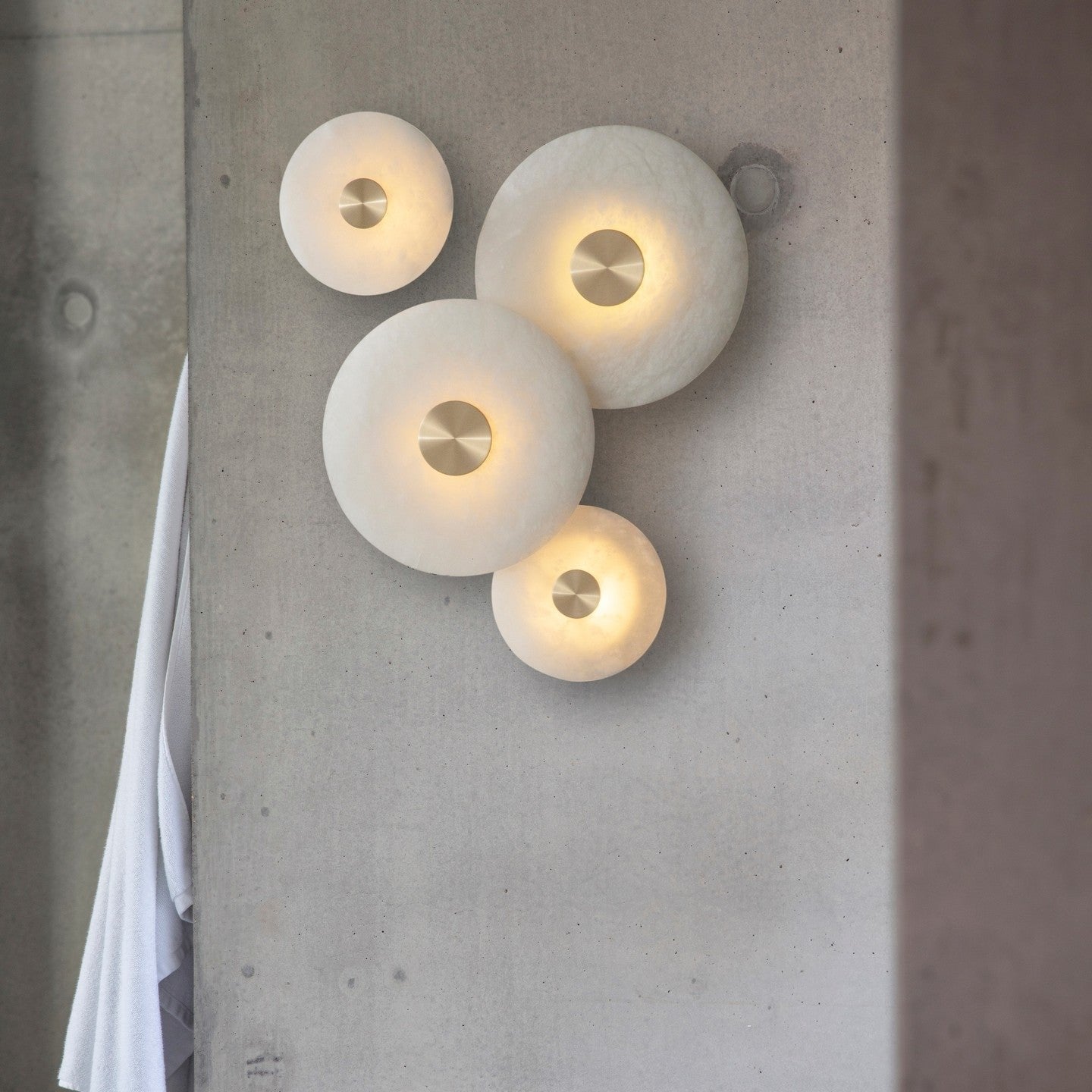 Circular Alabaster Disc LED Wall Light / ∅ 9.8″ x H 2.8″ / Brass & White / Warm Light