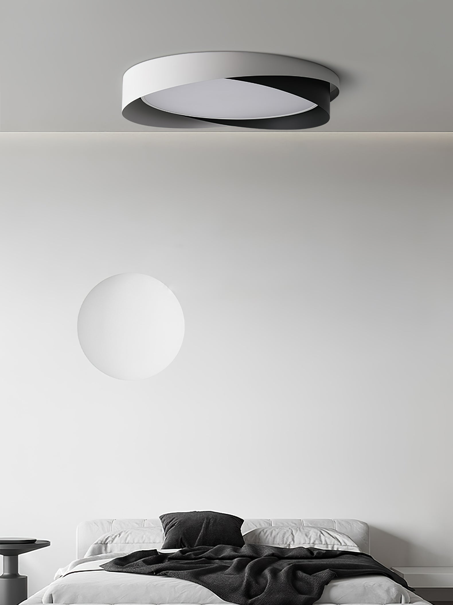 Halo Ring LED Flush Ceiling Light / ∅ 23.6″ x H 3.5″ / Dia 60cm x H 9cm (Power: ~48W) / Black & Gold / Warm Light