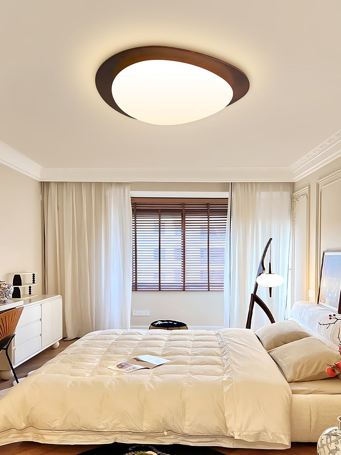 Sculptural Pebble LED Floor Lamp
